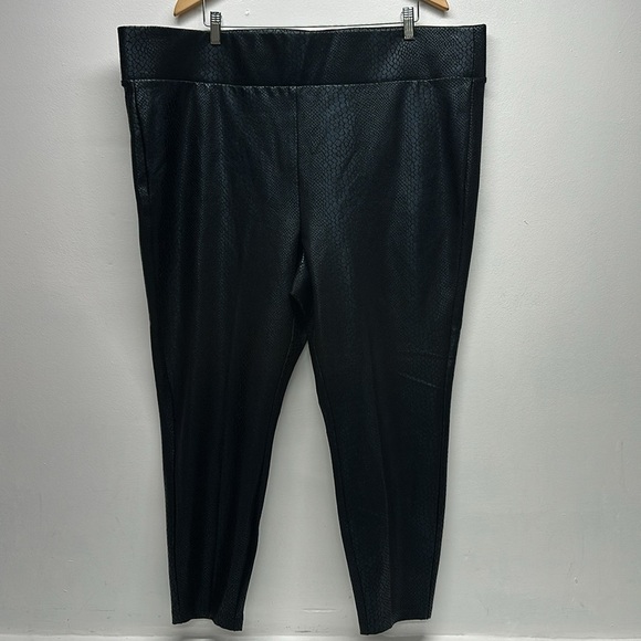 Torrid Pixie Pants Pull On High Rise Tonal Snake Animal Print Black Plus Size 4X - Picture 3 of 8